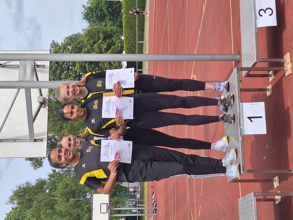 4x100m Frauen, Aschaffenburg